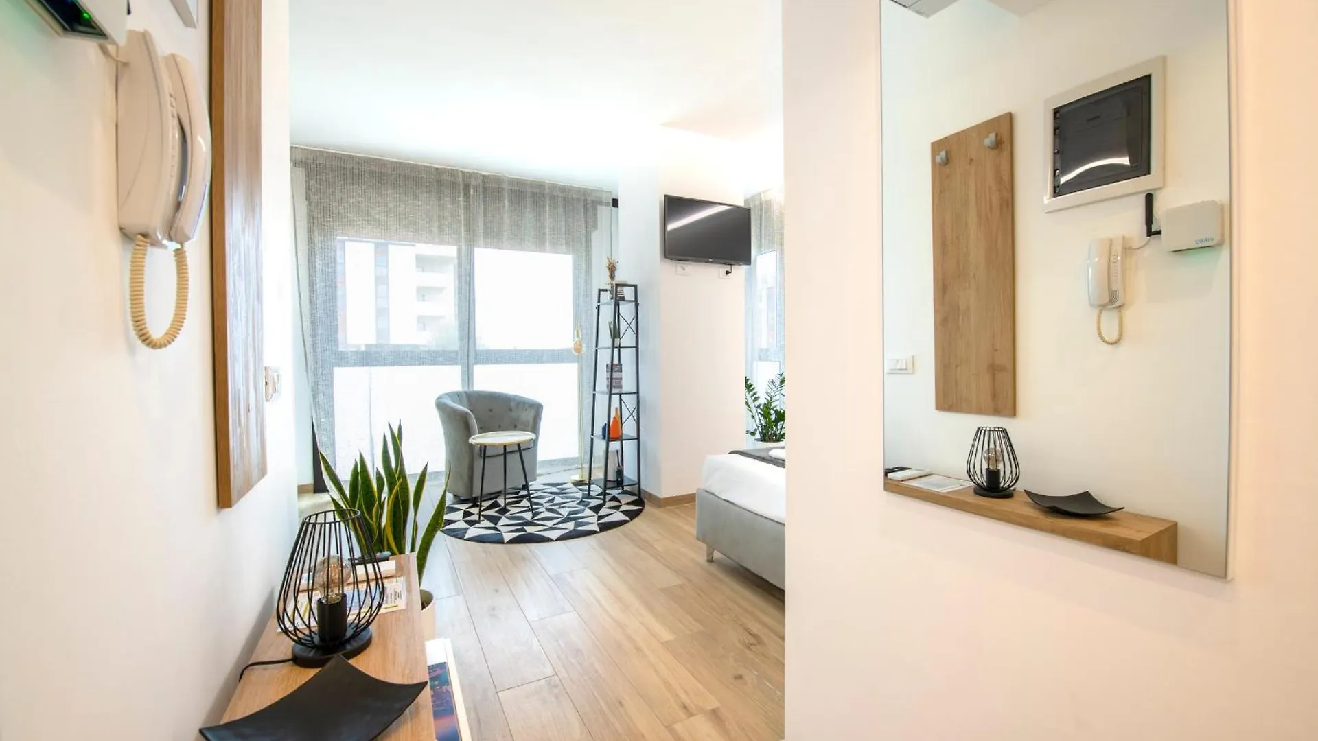 -Free Parking-City-Center-Strategic Apartment 베로나