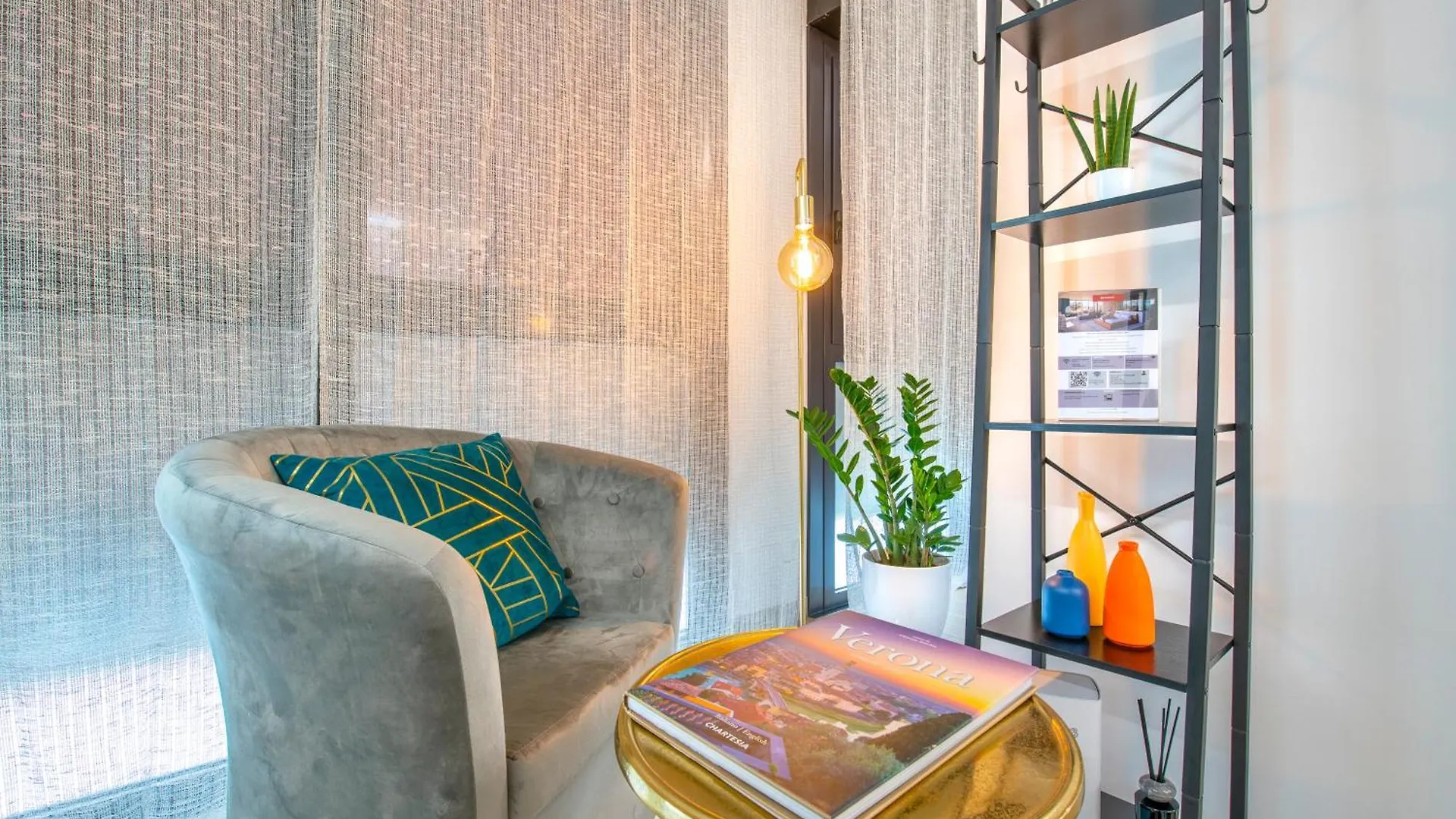 -Free Parking-City-Center-Strategic Apartment 베로나 0*,  이탈리아